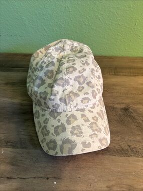 Time and Tru Beige Leopard Print Baseball Cap